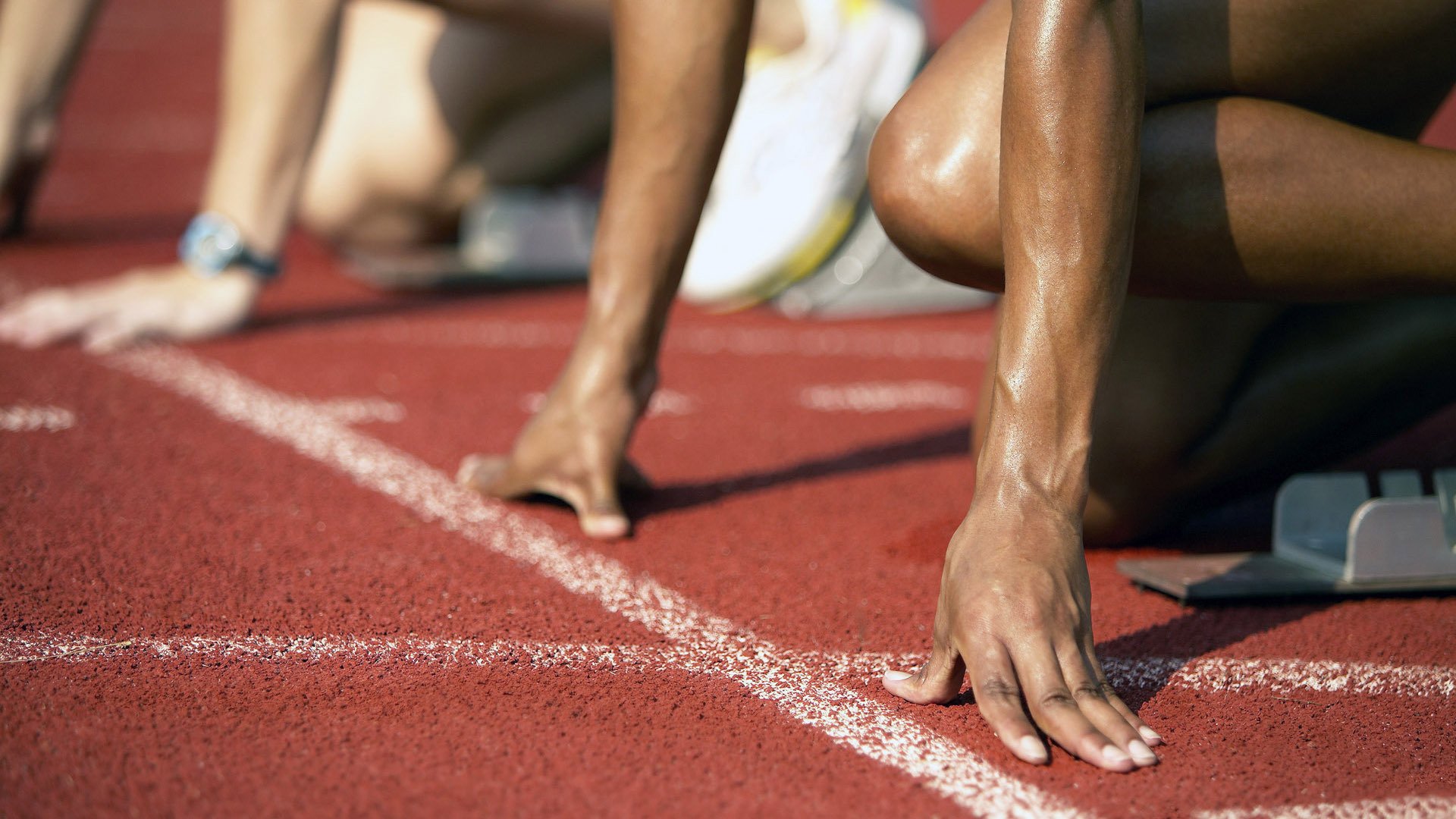 混合泳对决摩纳哥沉着冷静，混合泳决赛视频