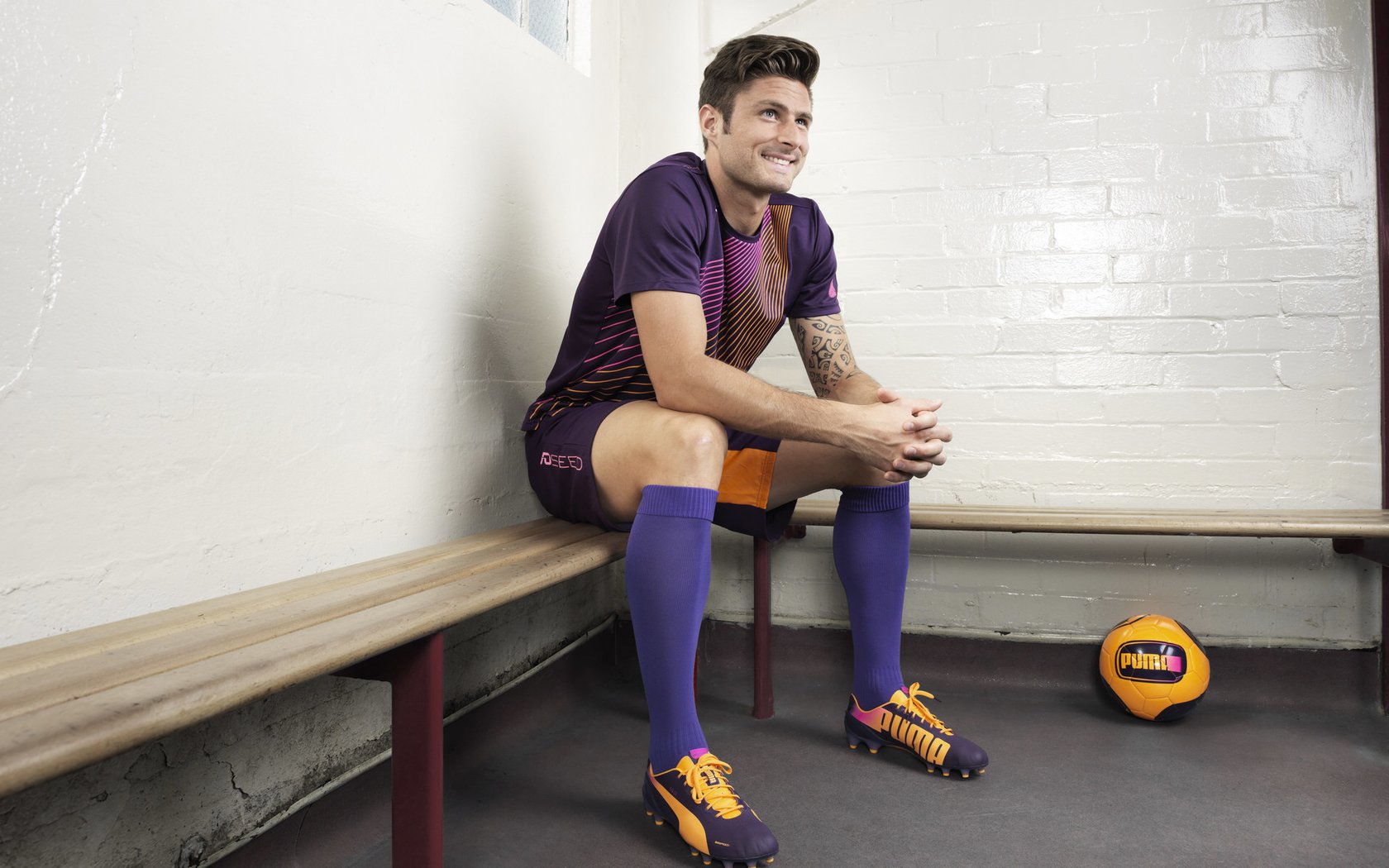 上任5天，没赢球就被炒——滕哈赫成药厂“速战速决”范例